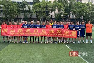 贺炜悼念杨雪：遗忘才是终点但我们永不遗忘，中国足球谢谢你来过
